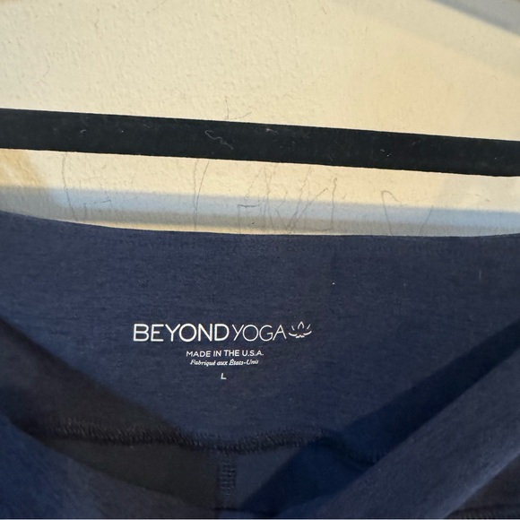 Beyond Yoga spacedye Navy skirt - Picture 2 of 4